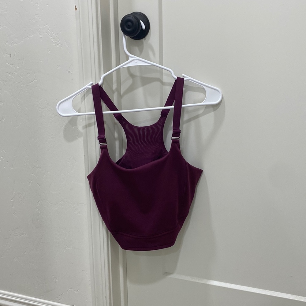 Cropped workout top